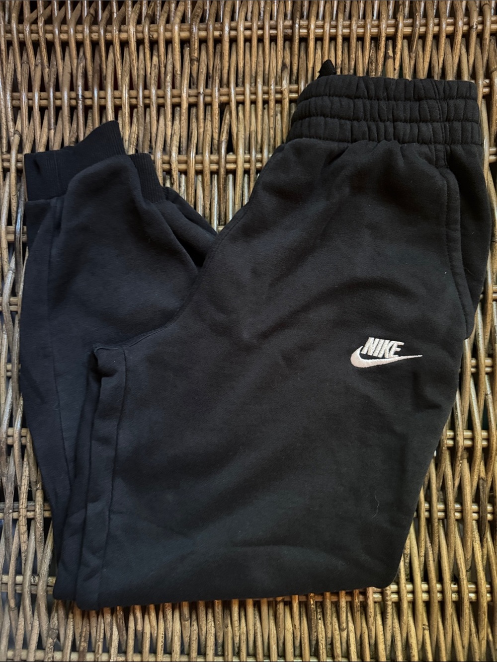 Nike Black Kids Jogger Sweatpants with White Swoosh Size Large